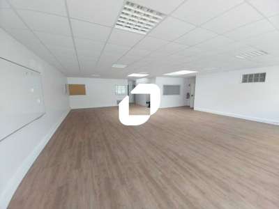 A louer Local commercial 130m² Vernouillet