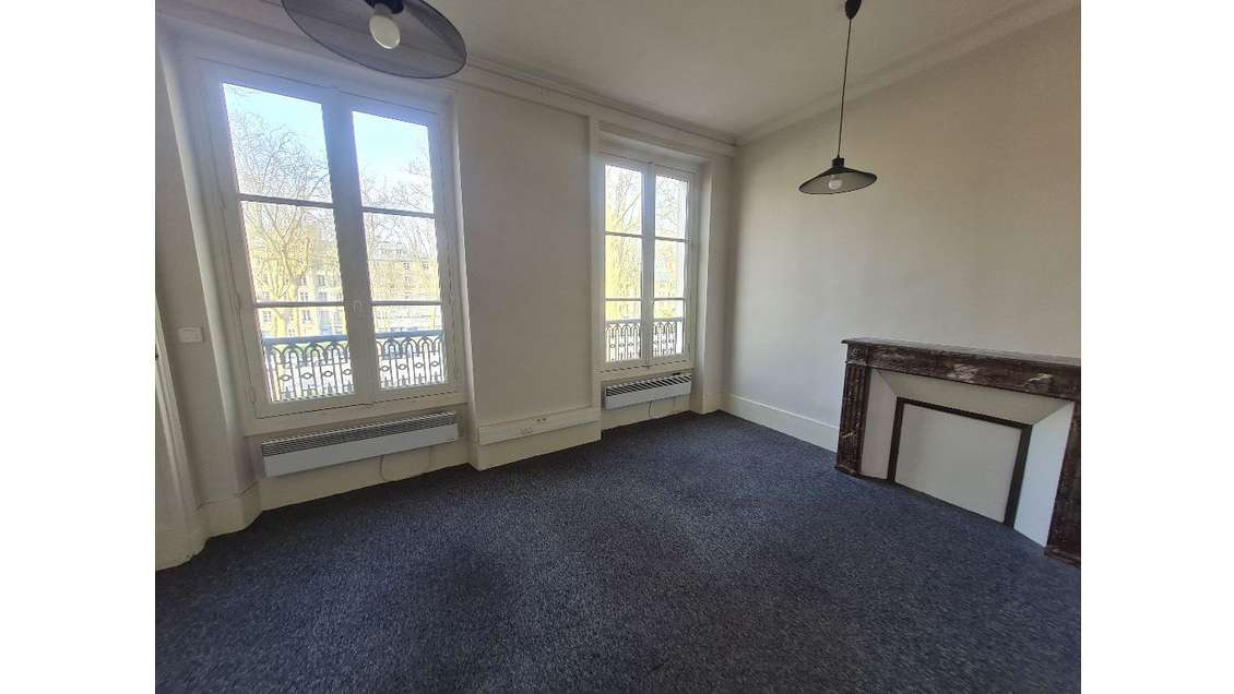 Loue local 80m² Versailles avenue de Saint Cloud