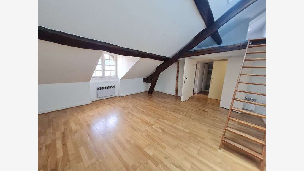 Loue local commercial 22m² à Versailles St Louis