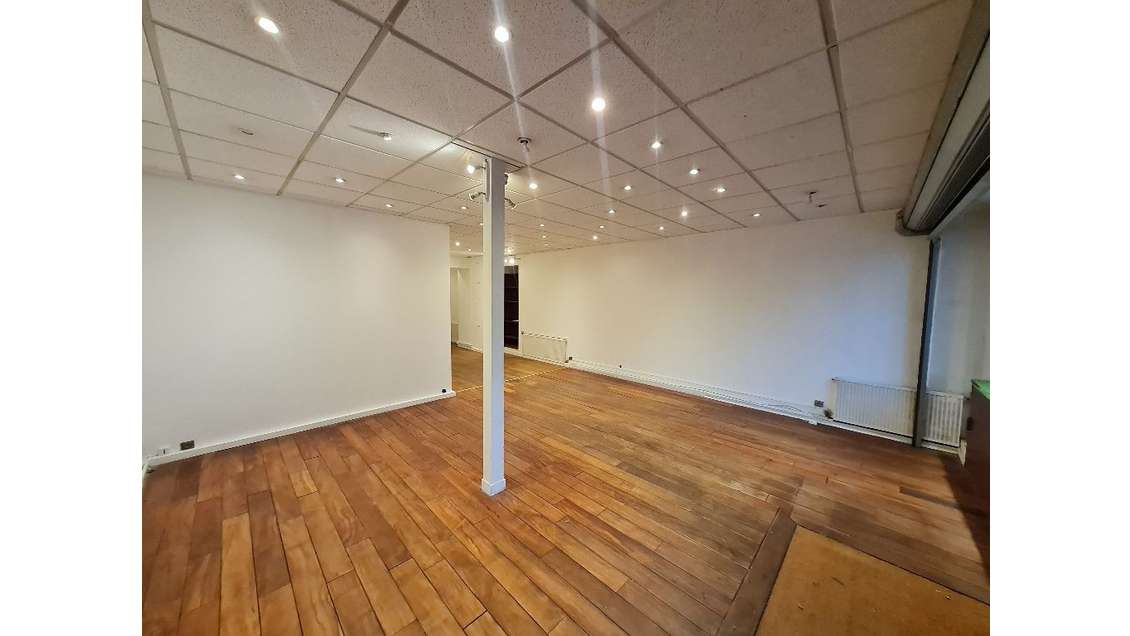 Loue local 100m² Versailles avenue de Saint-Cloud