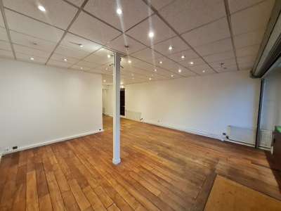 Location Locaux commerciaux - Boutiques à Versailles