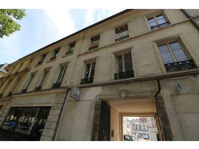 Location Immeubles commerciaux / Mixtes à Versailles