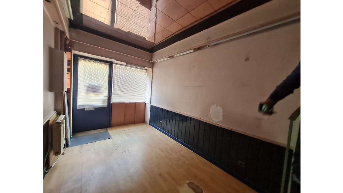 Loue local commercial 22m² à Versailles St Louis