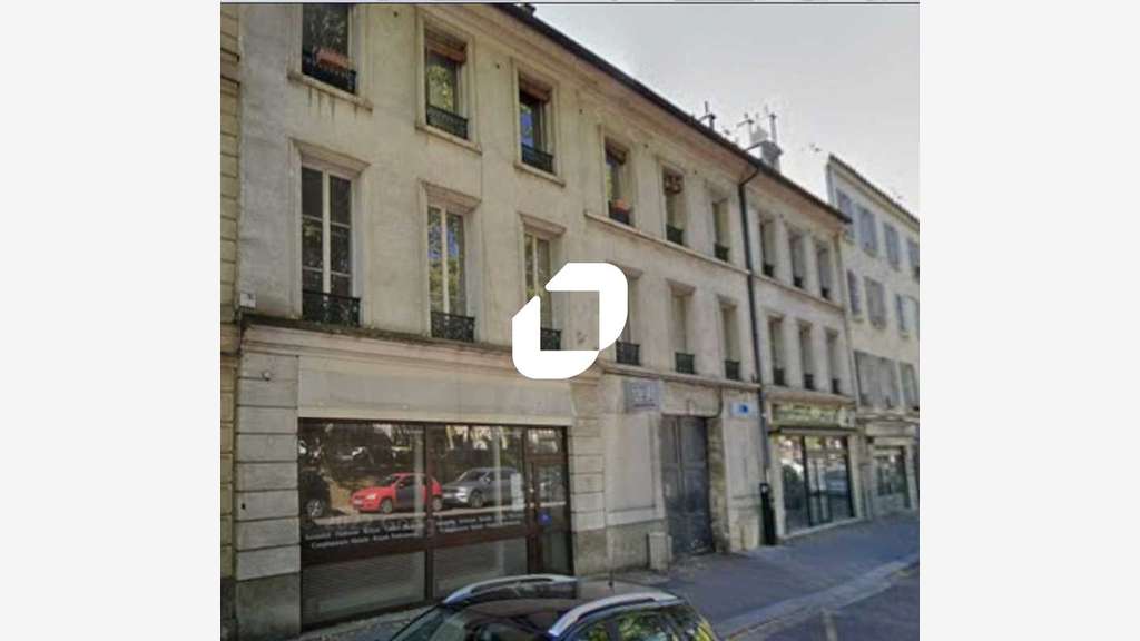 A louer Local commercial 139m² Versailles