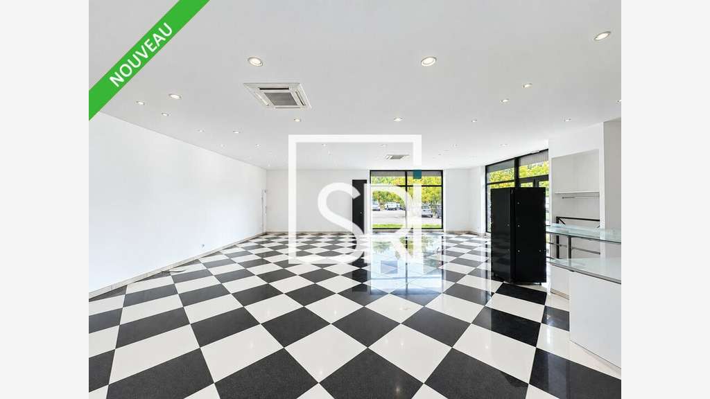 Local commercial de 148m² à louer à Vertaizon