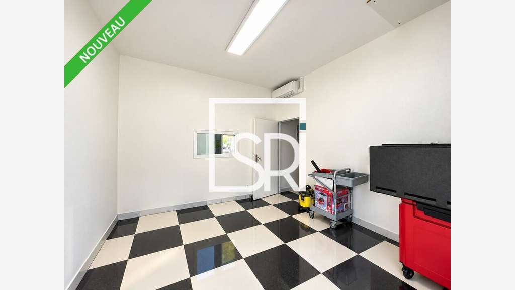 Local commercial de 148m² à louer à Vertaizon