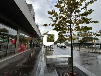 A louer Local commercial 424m² Ville d'avray