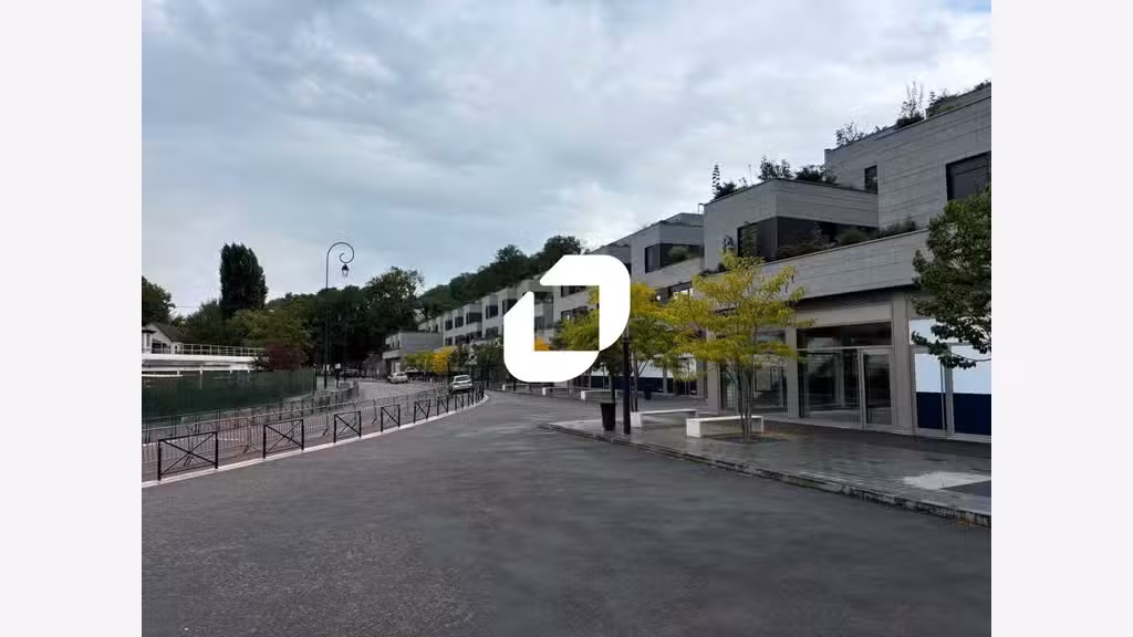 A louer Local commercial 372m² Ville d'avray