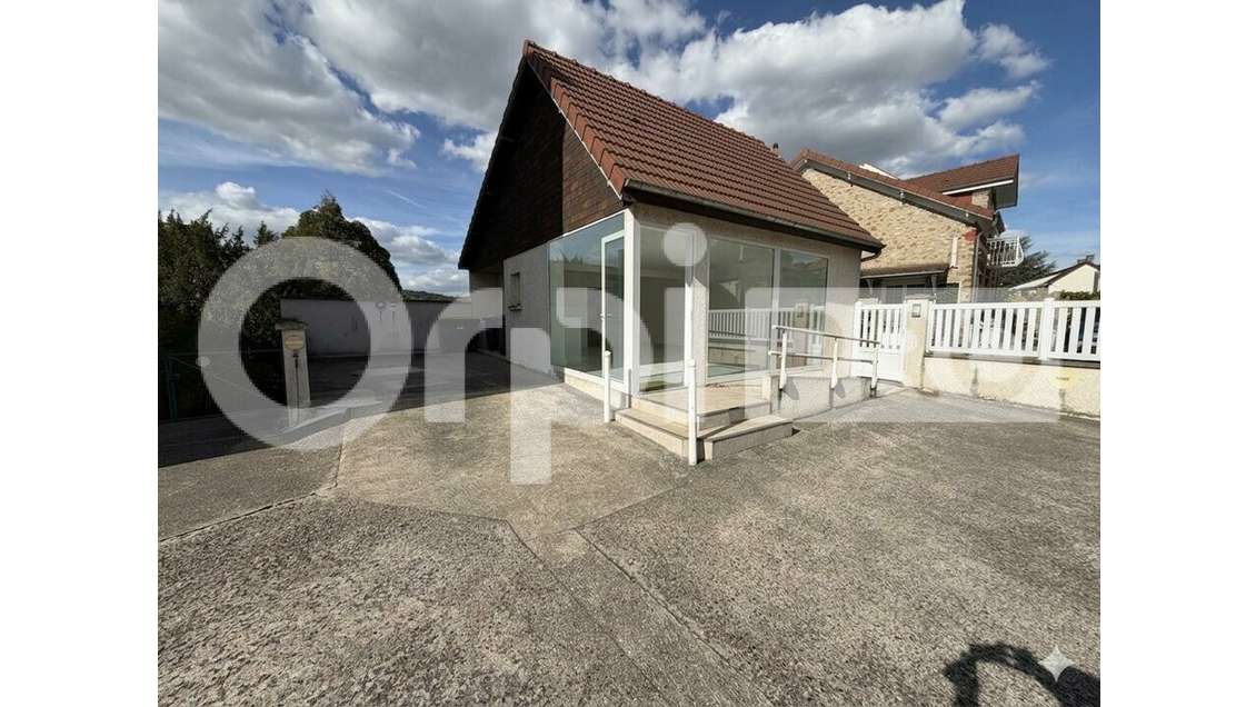 Local commercial 46m² à louer Villebon-sur-Yvette