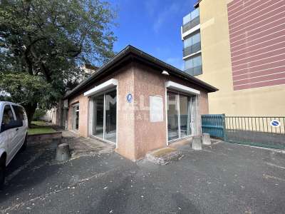 A louer local commercial 250m² Villefranche/Saône