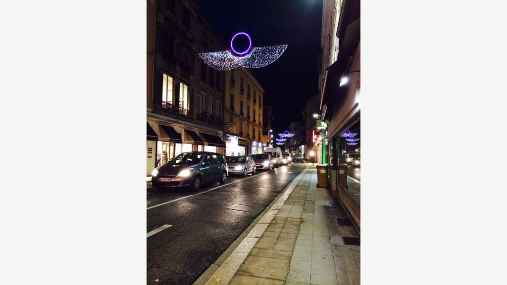 A louer boutique 64m² rue Victor Hugo Villefranche