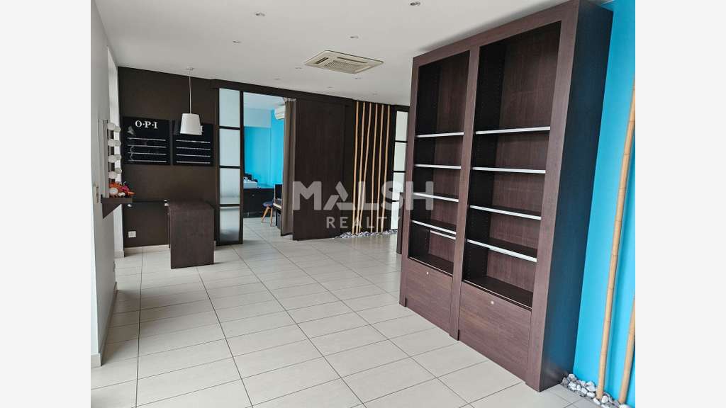 Local commercial 142m² à Villefranche-sur-Saône