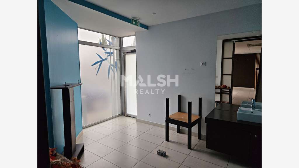 Local commercial 142m² à Villefranche-sur-Saône