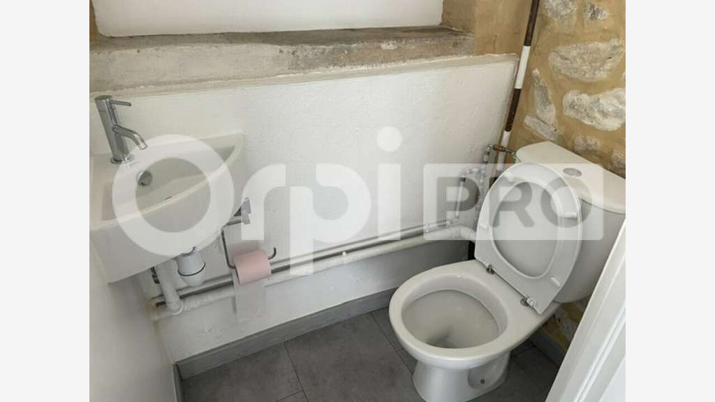 Local 36m² à louer à Villefranche-sur-Saône
