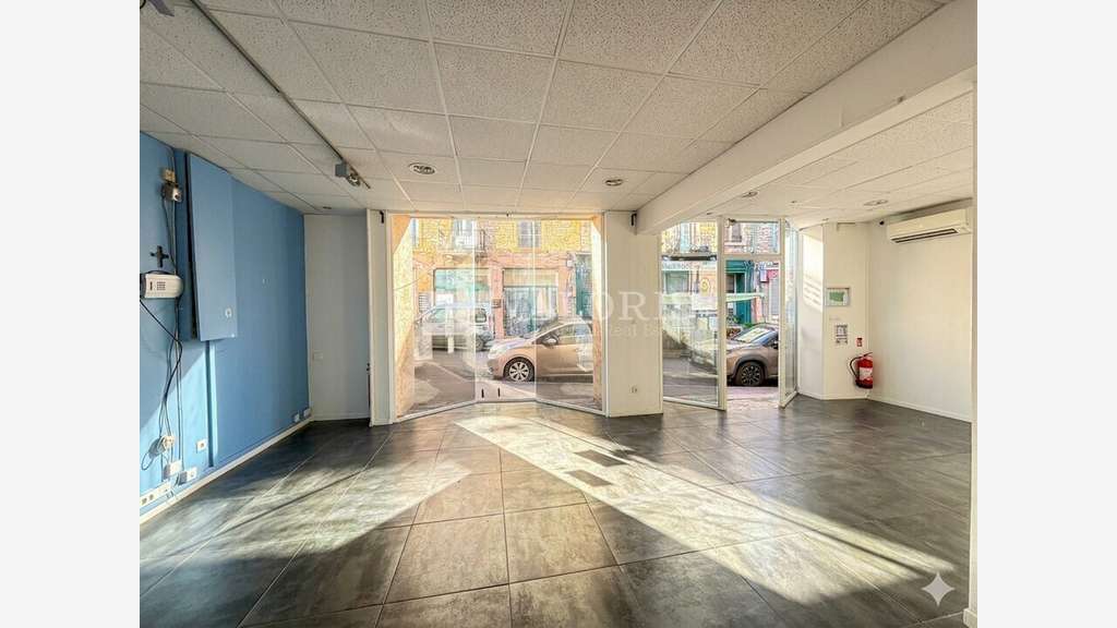 A louer local commercial 57m² Villefranche-Saône
