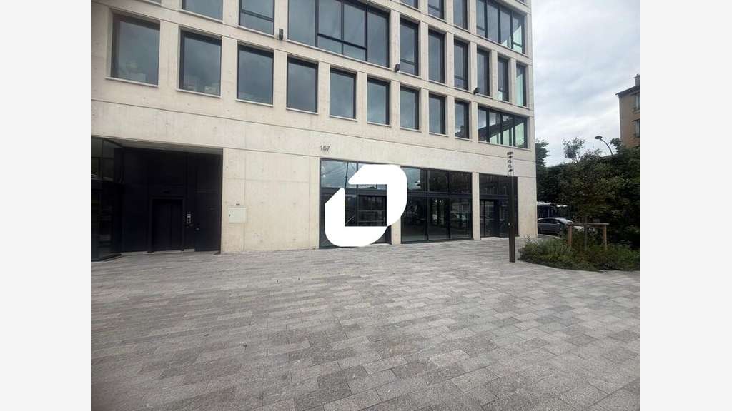 A louer Local commercial 340m² Villejuif