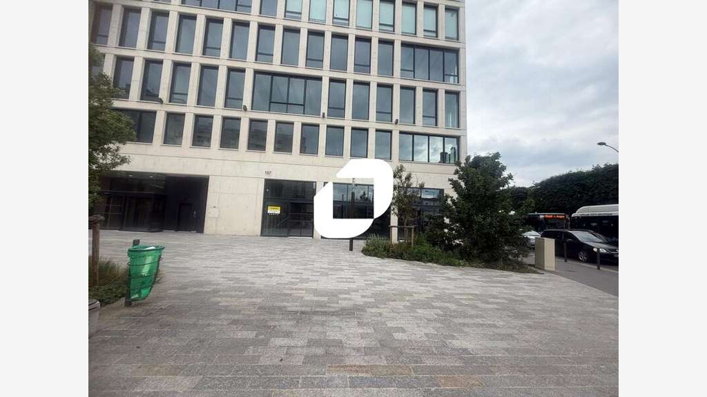 A louer Local commercial 340m² Villejuif