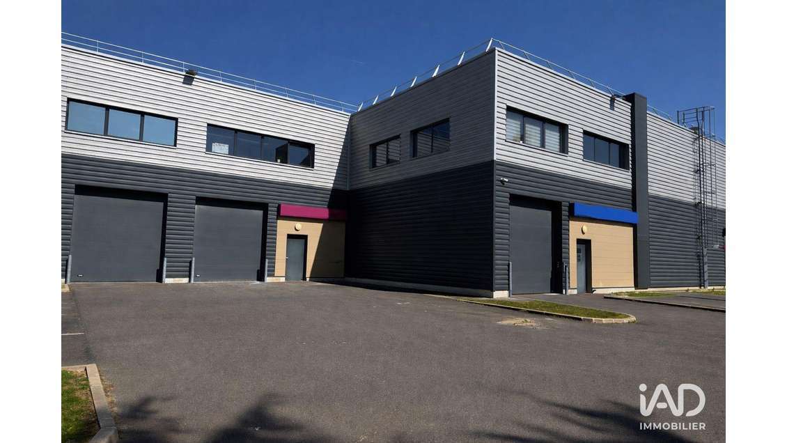 Local commercial à Villejust