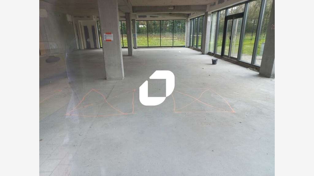 A louer Local commercial 406m² Villeneuve d'ascq
