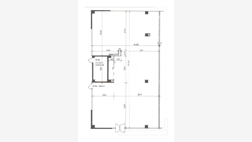 Location local commercial 339m² Villeneuve Loubet
