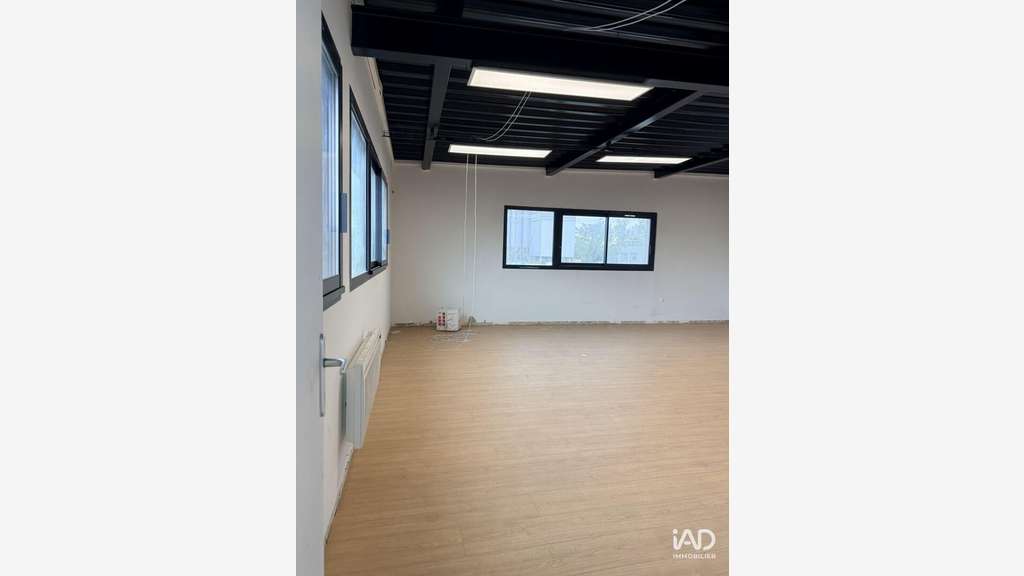 Loue local d'activités 450m² Villeneuve-Tolosane