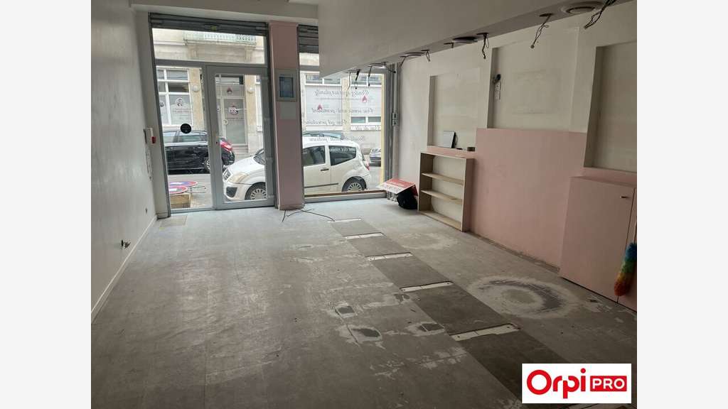 A louer local 45m² à Villeurbanne métro Charpennes
