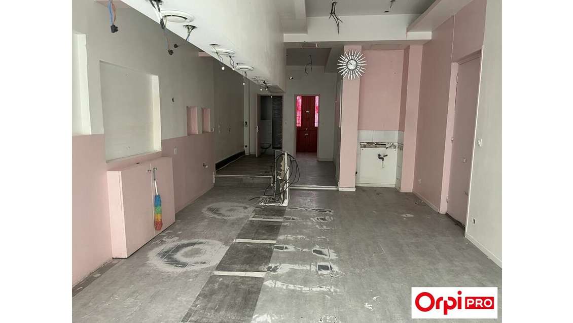 A louer local 45m² à Villeurbanne métro Charpennes