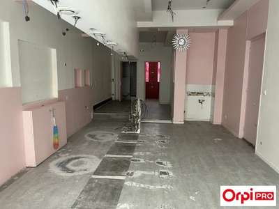 Location Locaux commerciaux - Boutiques à Villeurbanne