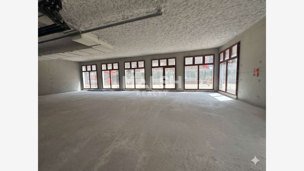 Local commercial à louer 340m² à Villeurbanne