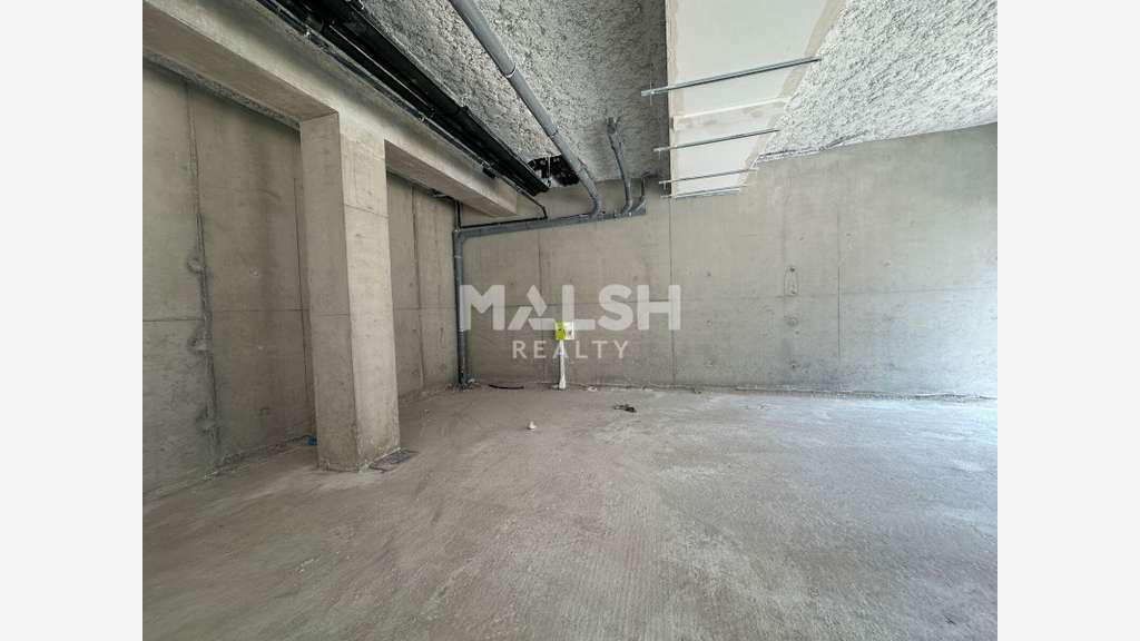 Local commercial à louer 340m² à Villeurbanne