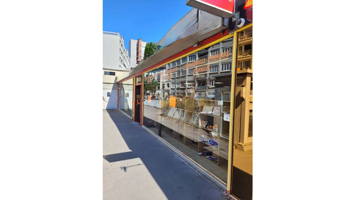A louer très beau local à Villeurbanne République