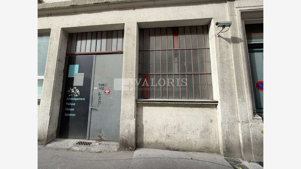 A louer local 186m² à Villeurbanne Gratte-Ciel
