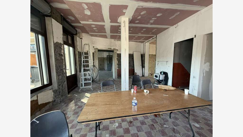 A louer local 312m² à Villeurbanne Carré de Soie