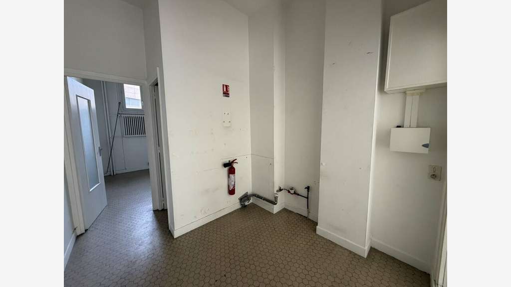 A louer local commercial 41m² à Villeurbanne  