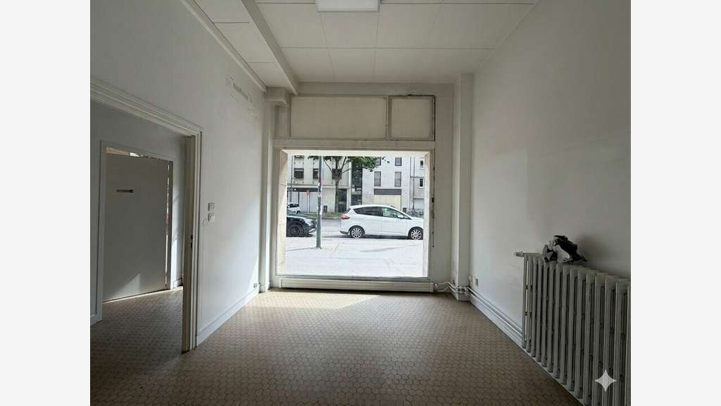 A louer local commercial 41m² à Villeurbanne  