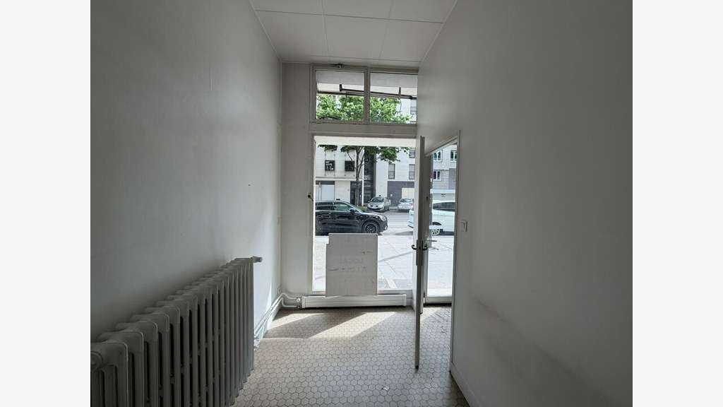A louer local commercial 41m² à Villeurbanne  