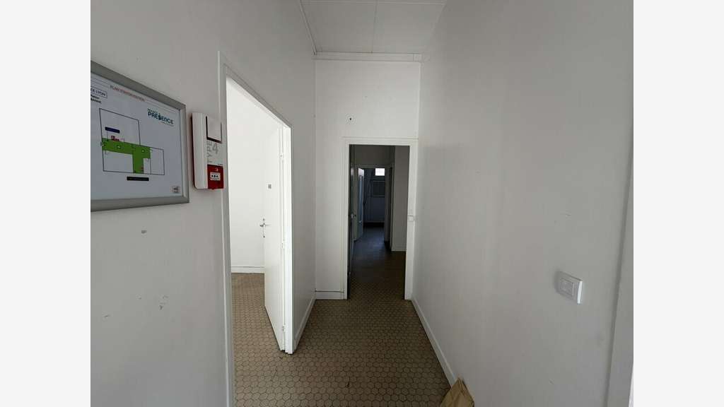 A louer local commercial 41m² à Villeurbanne  