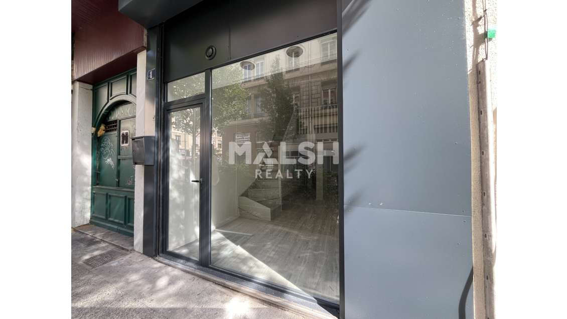 VILLEURBANNE - Local commercial - A LOUER - 50,5 m