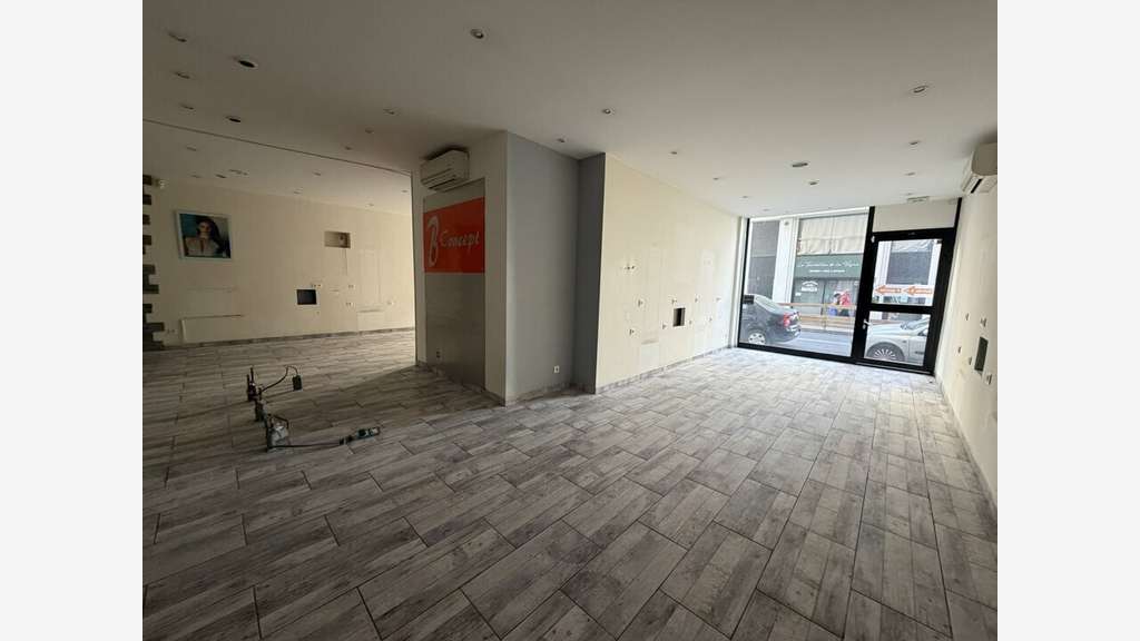 A louer local cial 112m² Villeurbanne Gratte Ciel