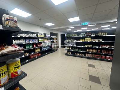 Local à louer 215m² à Villeurbanne AV Salengro
