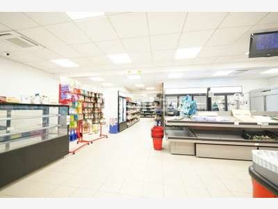 LOCAL COMMERCIAL A LOUER - 215 m² - VILLEURBANNE
