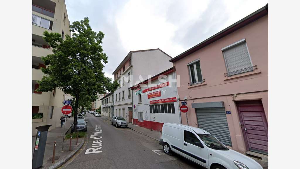 LOCAL À LOUER - 51 m² - VILLEURBANNE