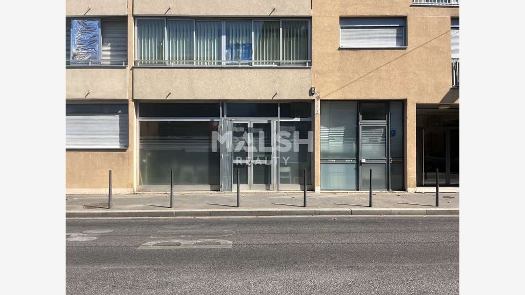 LOCAL COMMERCIAL - À LOUER - 47 m² - VILLEURBANNE