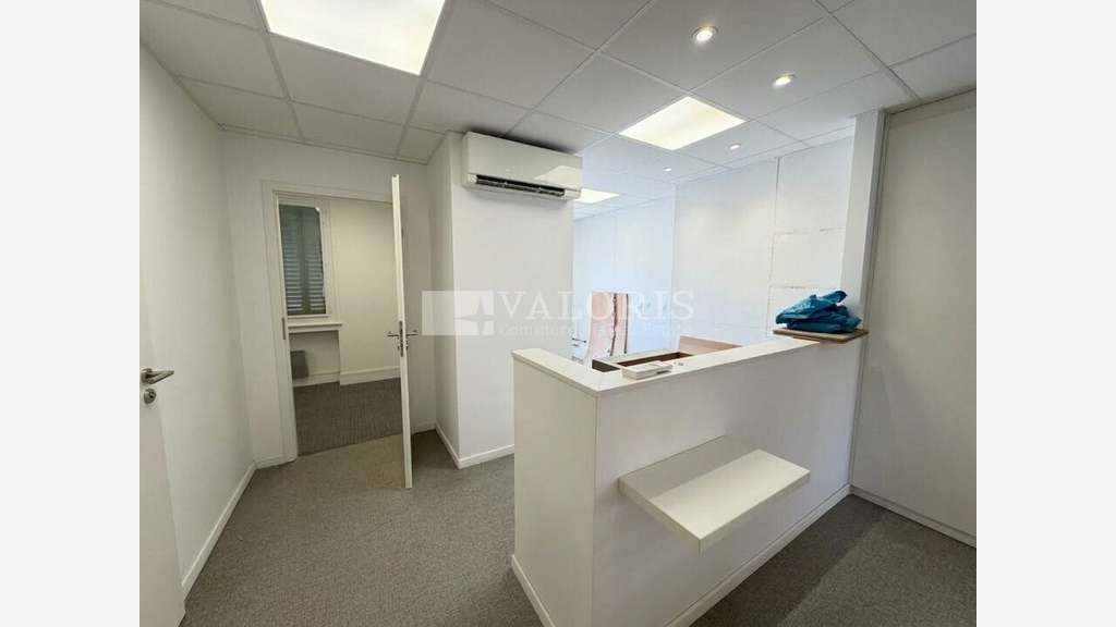 Local commercial de 62m² à louer à Villeurbanne