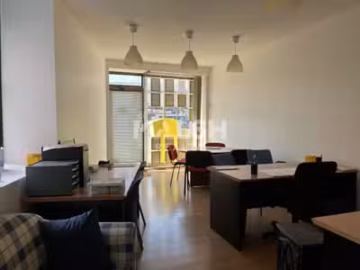 A louer local 84m² RDC + 1er étage à Villeurbanne