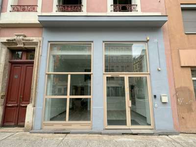 VILLEURBANNE - LOCAL COMMERCIAL à louer