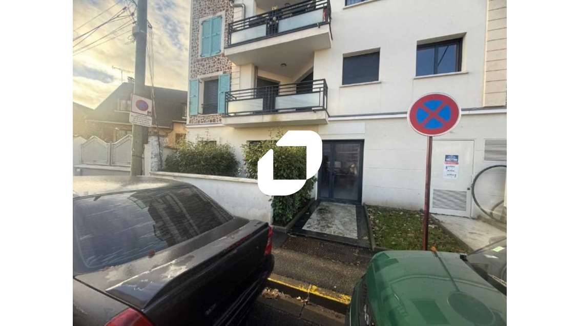 A louer Local commercial 95m² Villiers sur marne