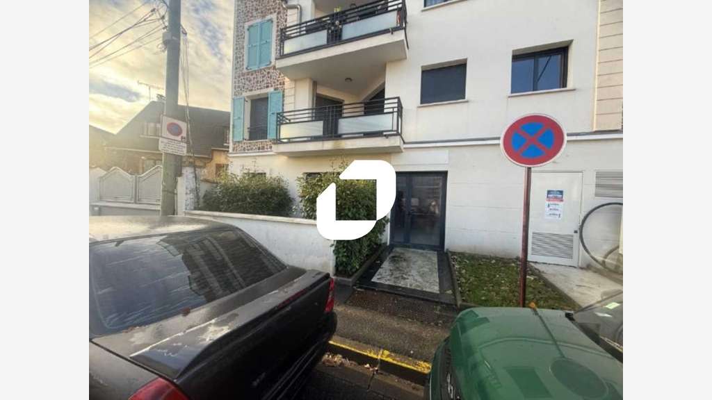 A louer Local commercial 95m² Villiers sur marne