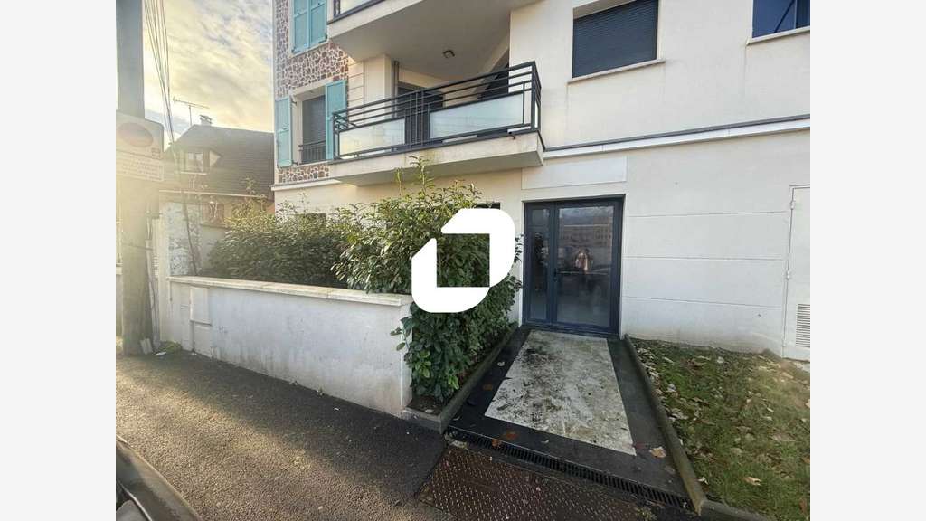 A louer Local commercial 95m² Villiers sur marne