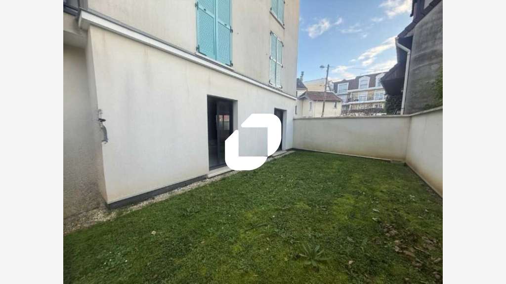 A louer Local commercial 95m² Villiers sur marne